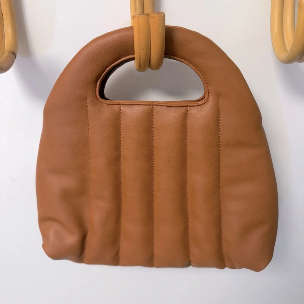 Fawn Design LIMITED EDITION The Quilted Handbag Puffy NWT - Picture 3 of 4